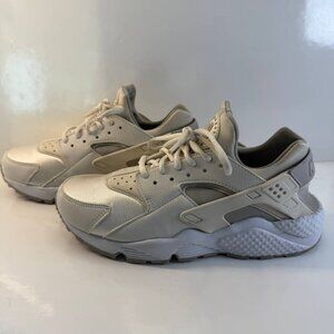 Nike Air Huarache Sneakers – Light Grey / Off-White – Size US 9.5 (W)